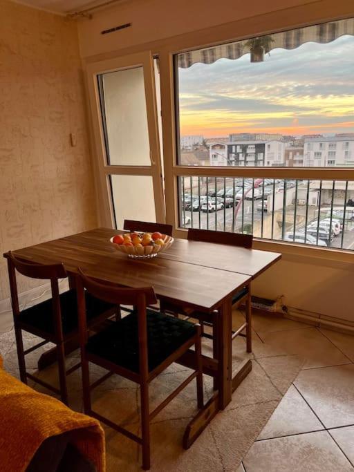 Comfy, Cosy, And Spacious Apartment Near Paris Bezons Bagian luar foto